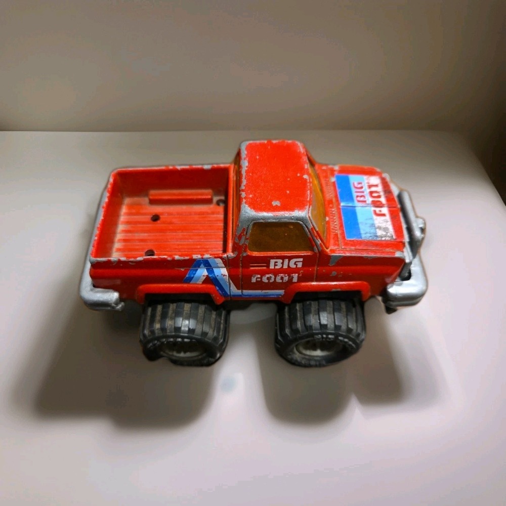 Big Foot Monster Truck Vintage Arco 4x4 Red Diecast Hong Kong 1980's - Picture 2 of 4